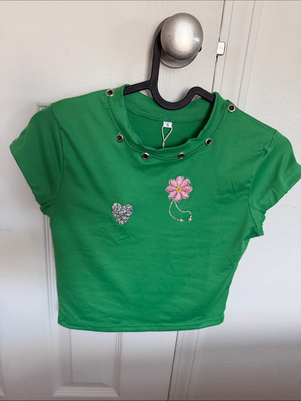 Girls' Short Sleeve Green Tee with Flower & Heart Embellishments